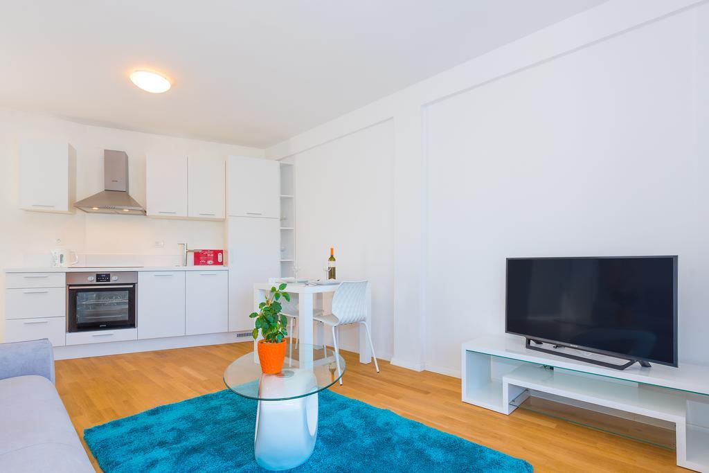 Apartments & Rooms Shark Žaborić Extérieur photo