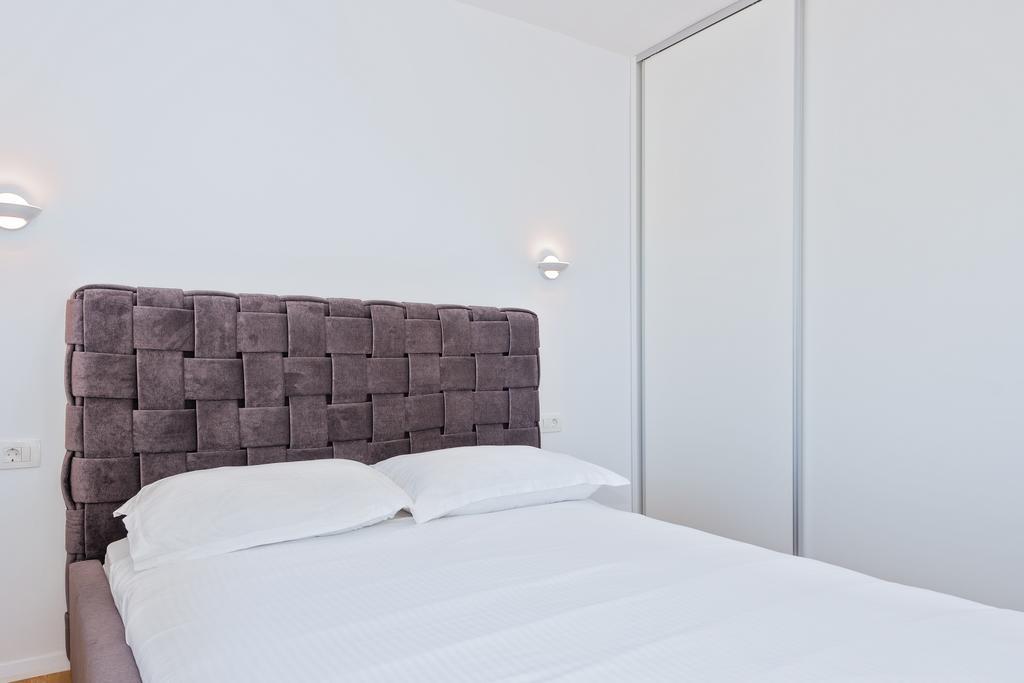 Apartments & Rooms Shark Žaborić Extérieur photo